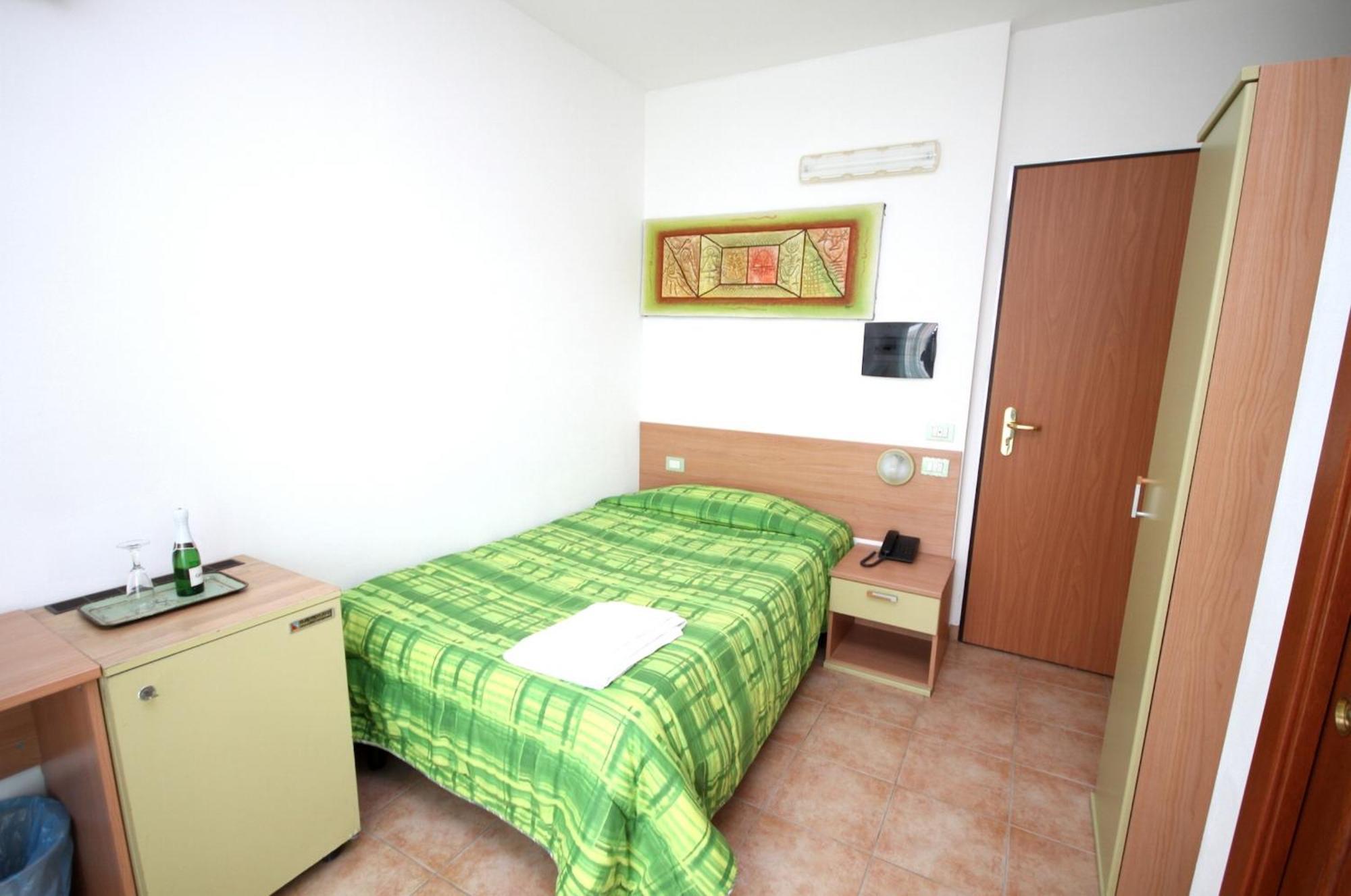 Hotel Alguer Habitación foto